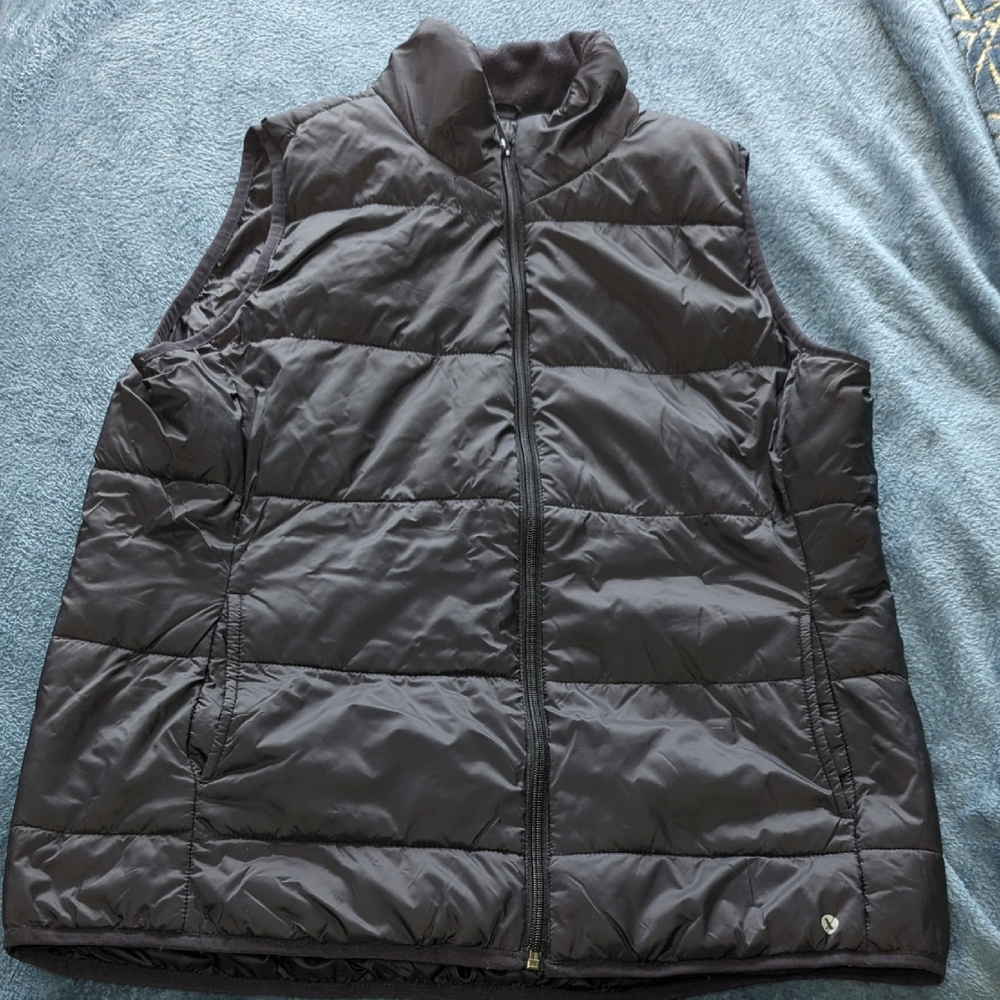 Xersion Charcoal Packable Vest